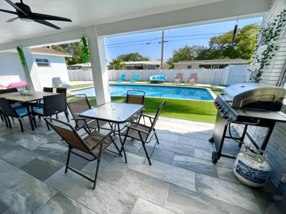 Luxurious & Modern Open Floor Plan Heated Pool Villa Hollywood Luaran gambar